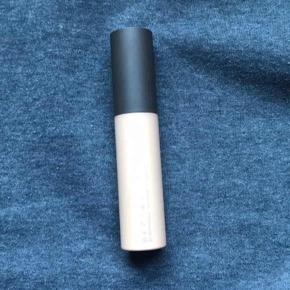 Becca liquid highlighter - Picture 2 of 2